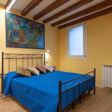 Deluxe Double In Centre Veneza