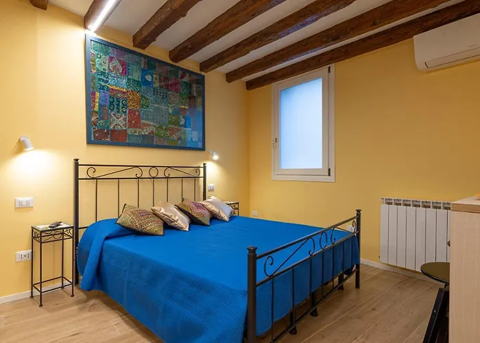 Deluxe Double In Centre Venice